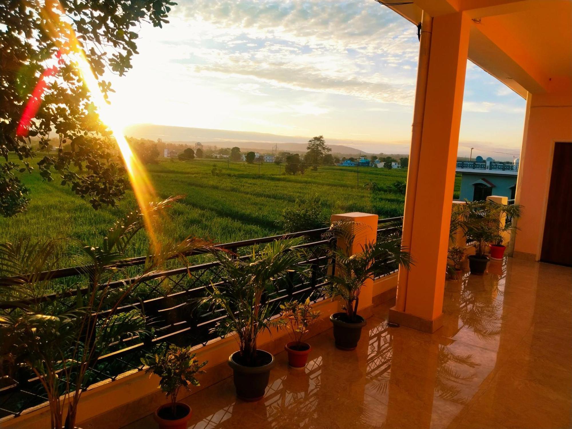 Airport Luxury Nature Homestay- Near Jolly Grant Airport Dehradun Doiwala Ngoại thất bức ảnh