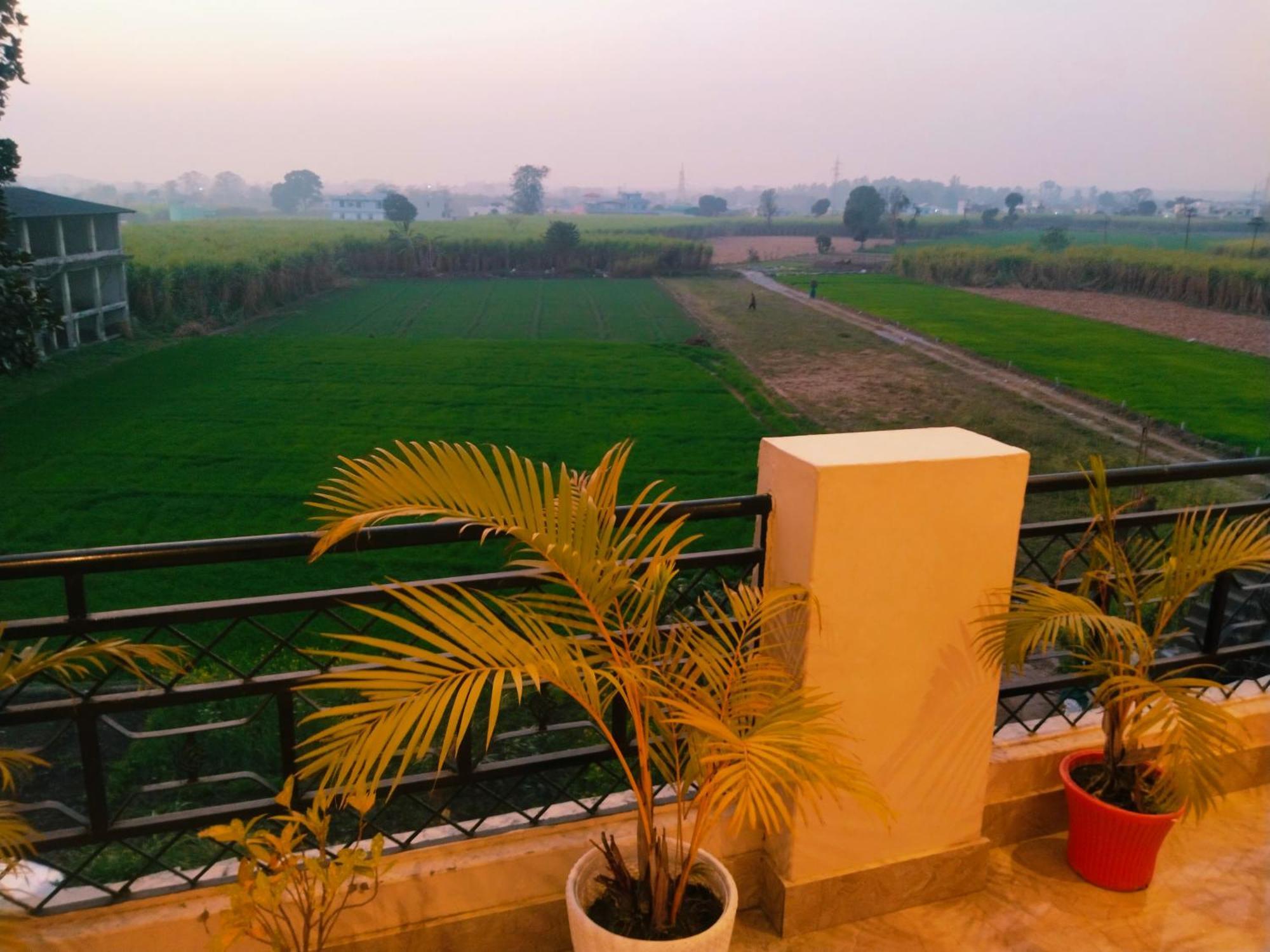 Airport Luxury Nature Homestay- Near Jolly Grant Airport Dehradun Doiwala Ngoại thất bức ảnh